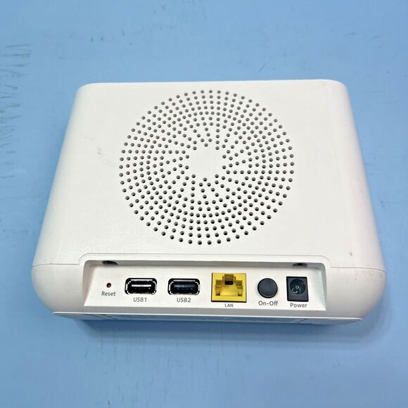 Netgear Arlo VMB4000 Wireless Security Camera Base Station with AC Adapter - Picture 5 of 7